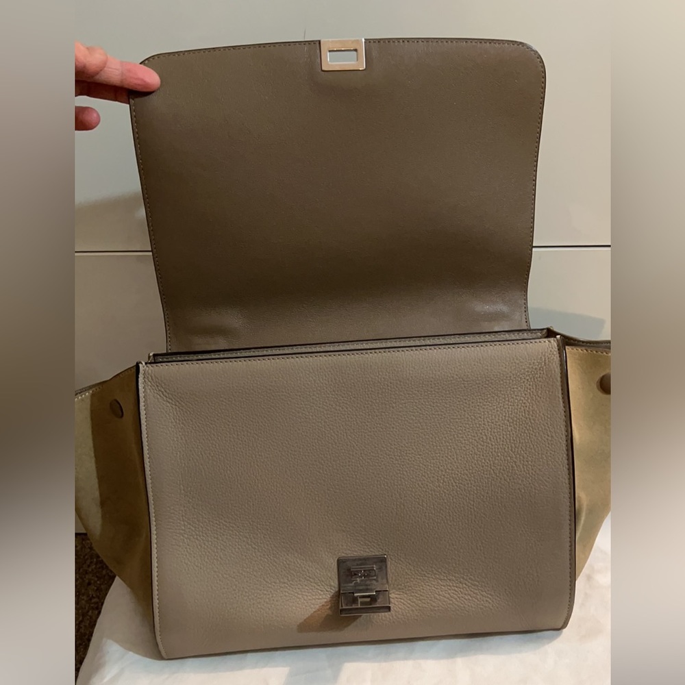 Celine Trapeze - Picture 4 of 16